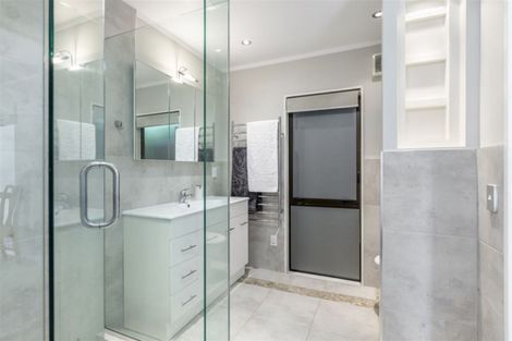 Photo of property in 84a Bassett Road, Remuera, Auckland, 1050