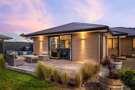 Photo of property in 78 Stratford Drive, Mount Pisa, Cromwell, 9383