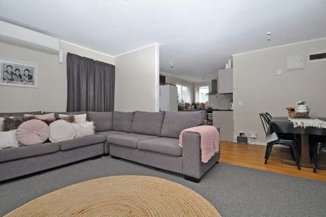 Photo of property in 9 Yearsley Place, Manurewa, Auckland, 2102