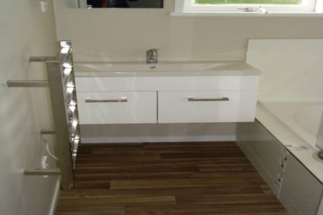 Photo of property in 3/640 Pakuranga Road, Howick, Auckland, 2010