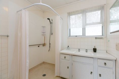 Photo of property in 403 Devon Street West, Lynmouth, New Plymouth, 4310