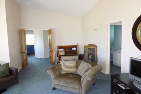 Photo of property in 51 Celia Street, Redcliffs, Christchurch, 8081