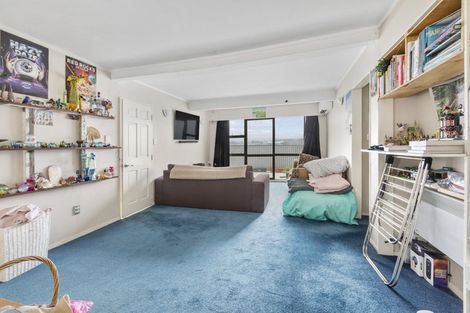 Photo of property in 81 View Road, Houghton Bay, Wellington, 6023