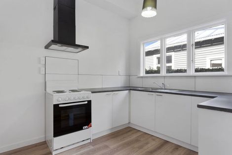 Photo of property in 77 Mersey Street, St Albans, Christchurch, 8014