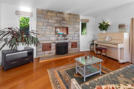 Photo of property in 151 Long Beach Road, Russell, 0202