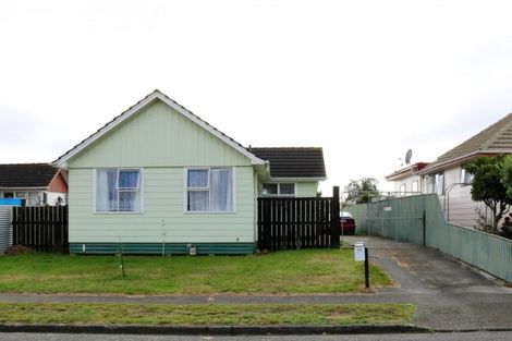 Photo of property in 15 Awatea Street, Levin, 5510