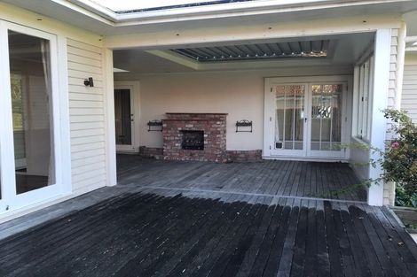 Photo of property in 5 Maungakiekie Avenue, Greenlane, Auckland, 1051