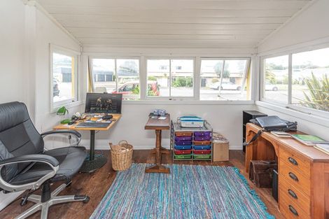 Photo of property in 10 Guyton Street, Whanganui, 4500