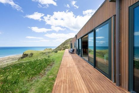 Photo of property in 201 Te Maire Road, Te Kopuru, 0371