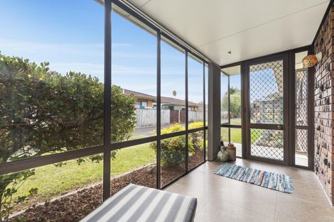 Photo of property in 1/12 Duke Street, Papakura, 2110