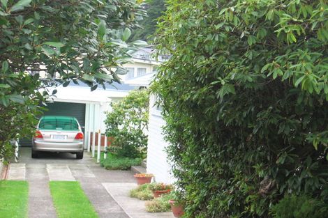 Photo of property in 98 Broderick Road, Johnsonville, Wellington, 6037