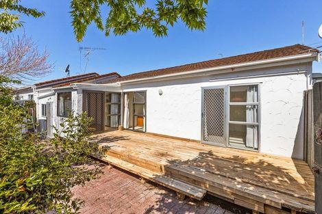 Photo of property in 4/77 Nile Road, Milford, Auckland, 0620