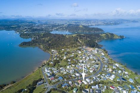 Photo of property in 12 Peninsula Parade, Hihi, Mangonui, 0494