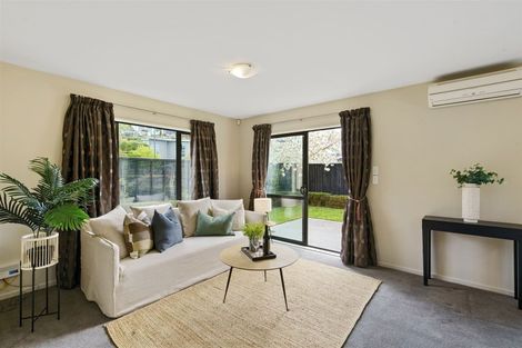 Photo of property in 41 Pentonville Close, Westmorland, Christchurch, 8025