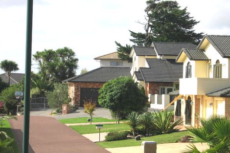 Photo of property in 9 Semillon Avenue, Henderson, Auckland, 0612