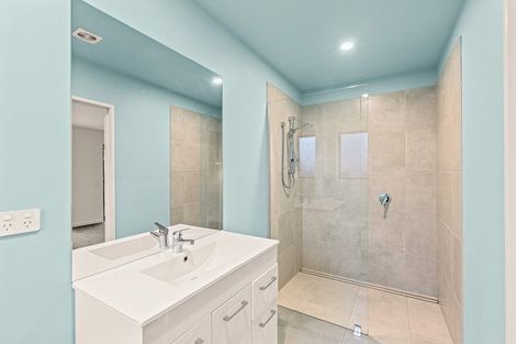 Photo of property in 85a Marine Parade, North New Brighton, Christchurch, 8083