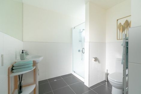 Photo of property in 35a Ngaio Road, Kelburn, Wellington, 6012