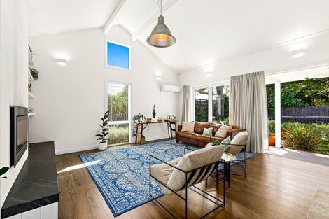 Photo of property in 1 Sandpiper Avenue, Point Wells, Warkworth, 0986