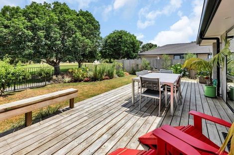 Photo of property in 370 One Tree Point Road, One Tree Point, 0118