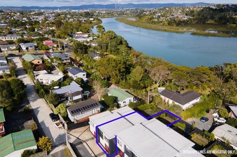 Photo of property in 19b Tawa Road, Te Atatu Peninsula, Auckland, 0610