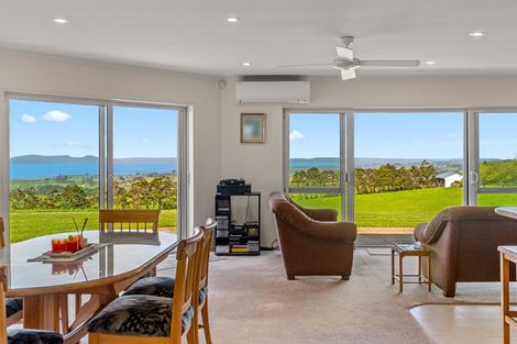 Photo of property in 107 Fuller Road, South Head, Helensville, 0874