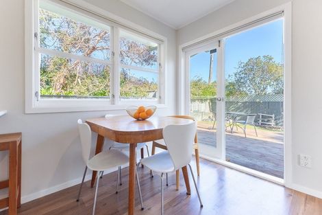 Photo of property in 33 Rimu Road, Raumati Beach, Paraparaumu, 5032