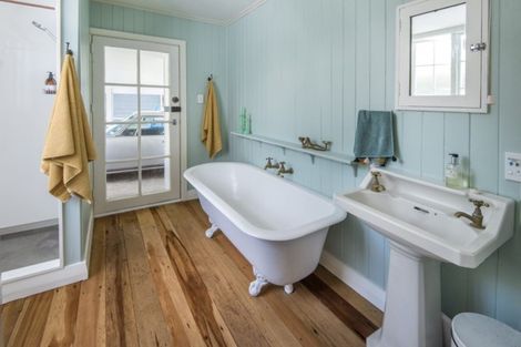 Photo of property in 19 Tainui Road, Devonport, Auckland, 0624