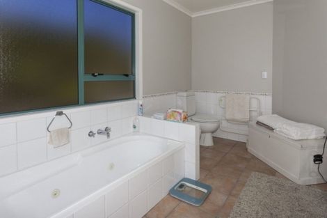 Photo of property in 125 Pacific View Drive, Whangamata, 3620