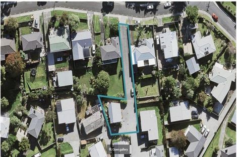 Photo of property in 14 Saffron Street, Birkdale, Auckland, 0626