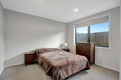 Photo of property in 2/2 Grange Avenue, Nawton, Hamilton, 3200