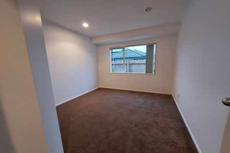 Photo of property in 6 Magee Place, East Tamaki Heights, Auckland, 2016