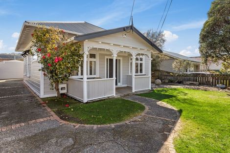 Photo of property in 31 Bay Street, Petone, Lower Hutt, 5012