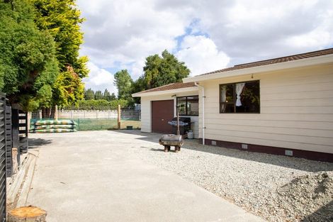 Photo of property in 30 Norfolk Street, Riversdale, 9776