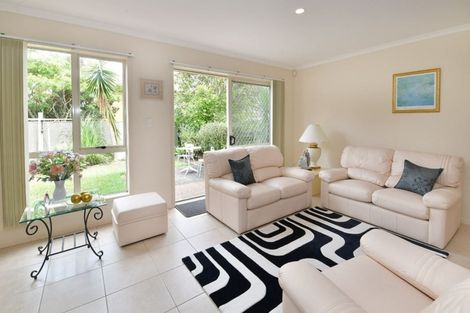 Photo of property in 44 Trimaran Drive, Gulf Harbour, Whangaparaoa, 0930