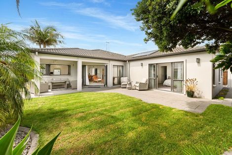 Photo of property in 16 Bermuda Drive, Papamoa Beach, Papamoa, 3118