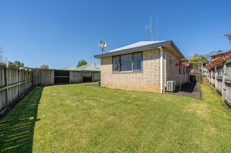 Photo of property in 23 Pointon Glade, Grandview Heights, Hamilton, 3200