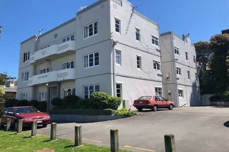 Photo of property in San Marino Apartments, 6/4 Oak Park Avenue, Te Aro, Wellington, 6011
