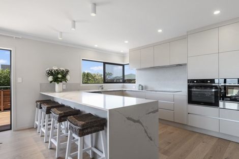 Photo of property in 100 Hamurana Road, Omokoroa, 3114