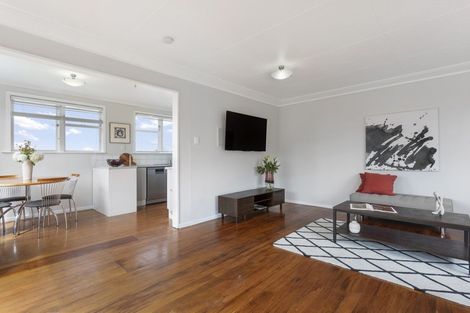 Photo of property in 25 Hanlon Street, Halfway Bush, Dunedin, 9010