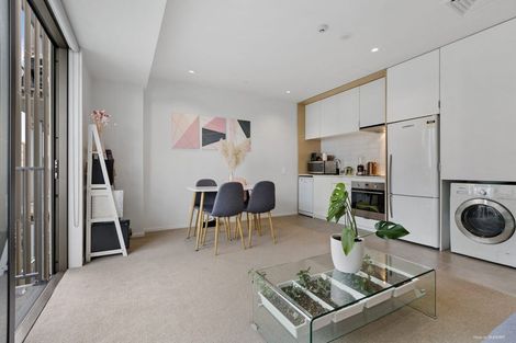 Photo of property in 203/4 Bluegrey Avenue, Stonefields, Auckland, 1072