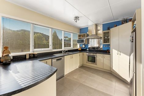 Photo of property in 8 Sullivan Grove, Epuni, Lower Hutt, 5011