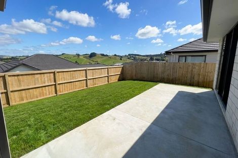 Photo of property in 14 Paul Way, Pokeno, 2402