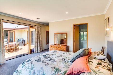 Photo of property in 44 Reynolds Road, Havelock North, 4130