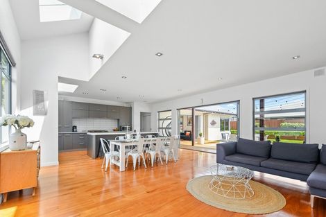 Photo of property in 35 Barrington Drive, Huntington, Hamilton, 3210