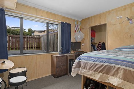 Photo of property in 15 Discovery Avenue, Welcome Bay, Tauranga, 3112