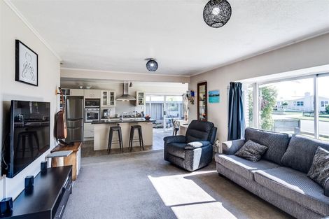 Photo of property in 95 Bill Hercock Street, Pirimai, Napier, 4112