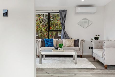 Photo of property in 38 Meilland Place, Glen Eden, Auckland, 0602