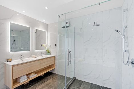 Photo of property in 17a Alexandra Street, Riverhead, 0820