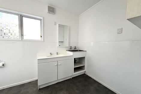 Photo of property in 15a Cypress Drive, Maungaraki, Lower Hutt, 5010