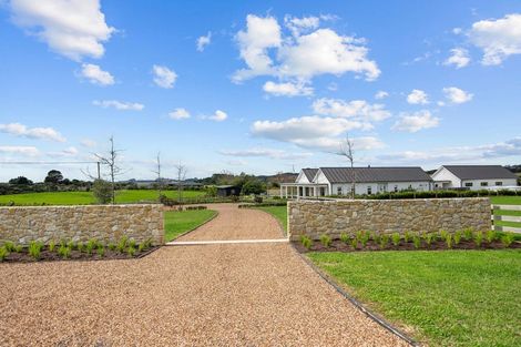 Photo of property in 438 Oaia Road, Muriwai, Waimauku, 0881